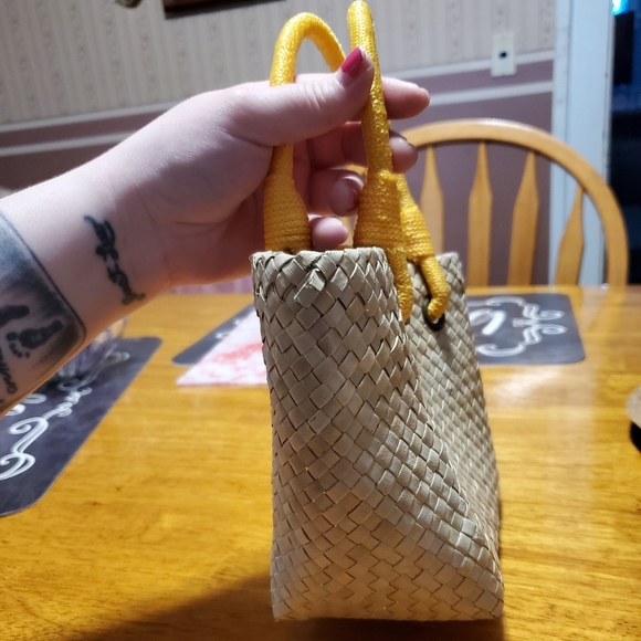 EUC Small Woven Tote Bag & Small Hat - Picture 7 of 10